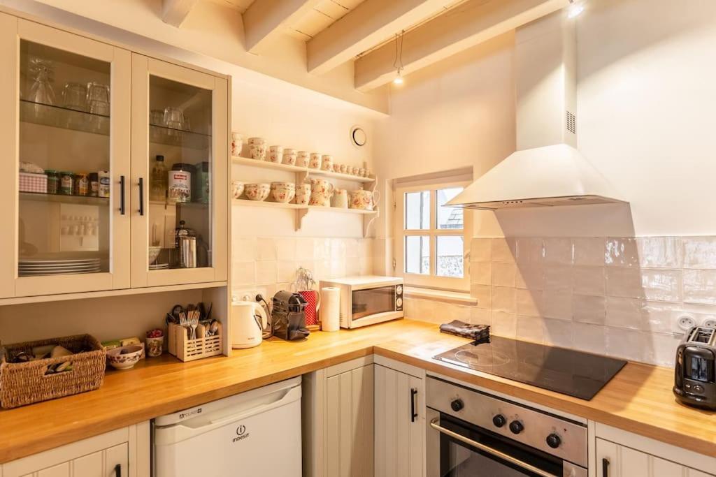 La Belle Place Honfleur Eksteriør bilde